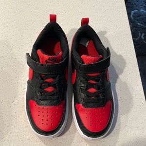 Kids Nike Court Borough Low 2 red and black